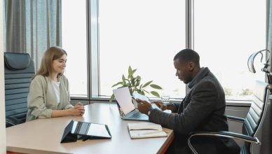Comment répondre aux questions sur le salaire en entretien d’embauche